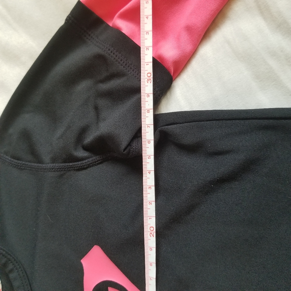 ROXY Long Sleeve Rashguard - Picture 8 of 9